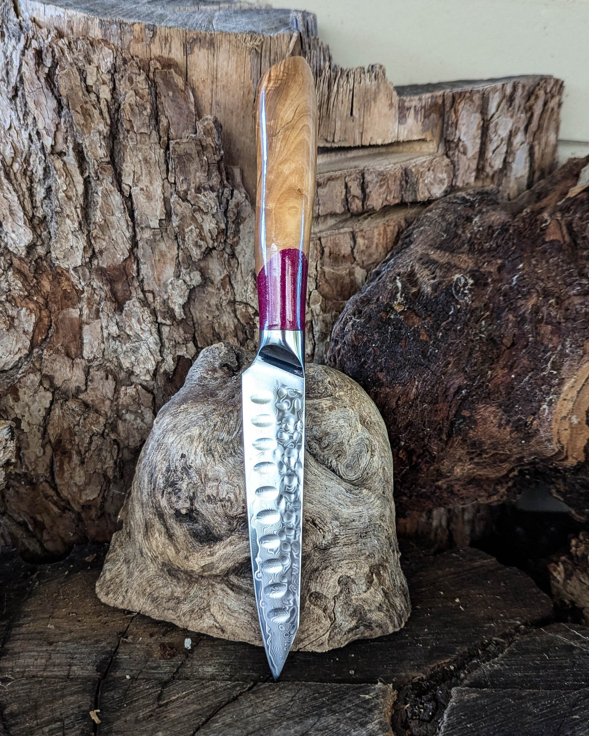 Utility Knife Olive Timber w/ Pink Epoxy 127mm (5")